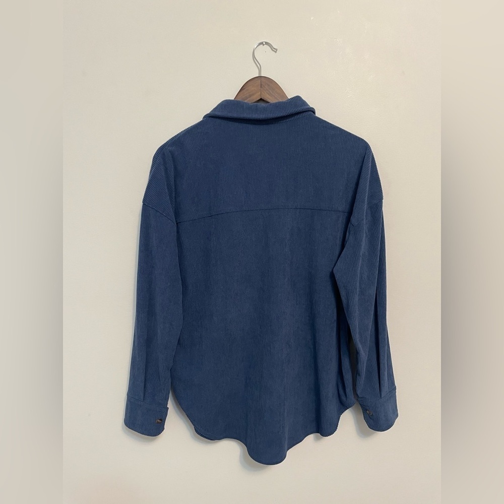 Amazon Blue Corduroy Long Sleeve Shacket MEDIUM - Picture 2 of 5
